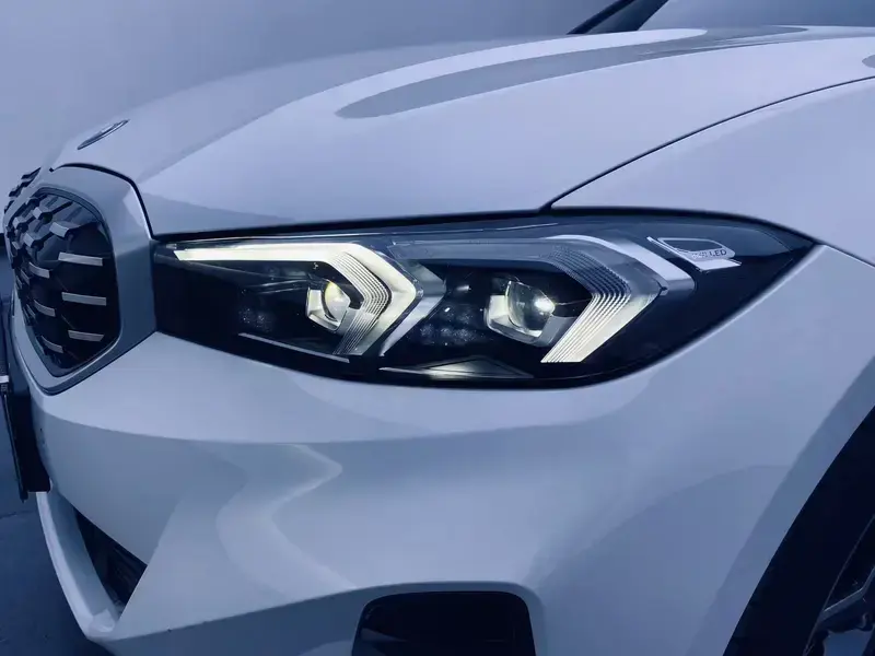 2025 BMW i3 с пробегом 20 000 км