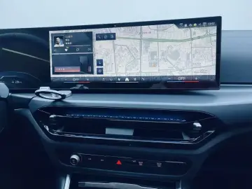 2025 BMW i3 с пробегом 20 000 км