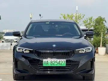 2023 BMW i3 с пробегом 24 000 км