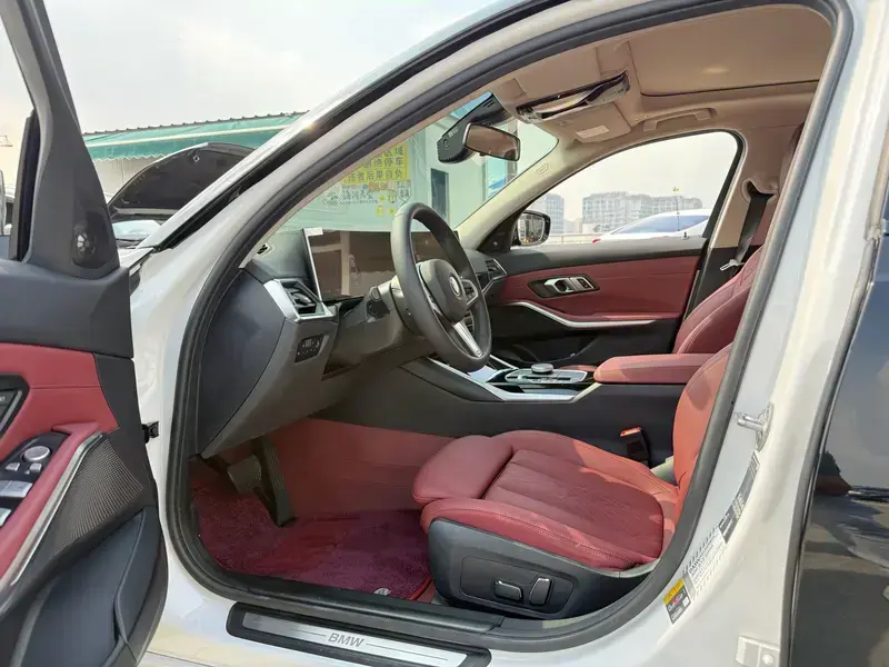 2023 BMW i3 с пробегом 24 000 км