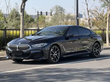 BMW 8 серии