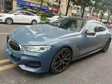 BMW 8 серии