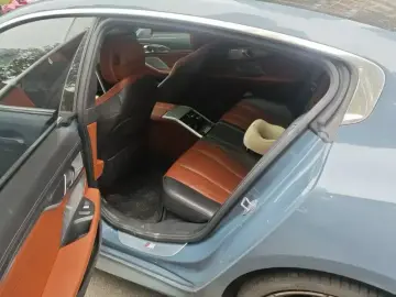2021 BMW 8 серии с пробегом 46 000 км
