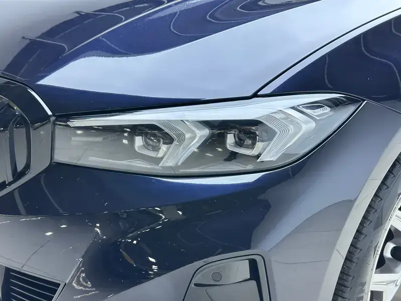 2022 BMW i3 с пробегом 67 400 км