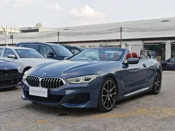 BMW 8 серии