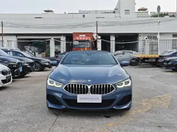 2021 BMW 8 серии с пробегом 42 300 км