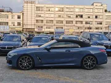 2021 BMW 8 серии с пробегом 42 300 км