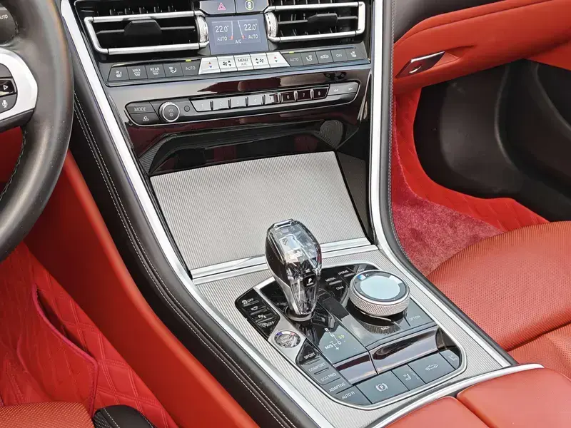 2021 BMW 8 серии с пробегом 42 300 км