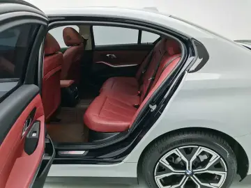 2025 BMW i3 с пробегом 52 500 км