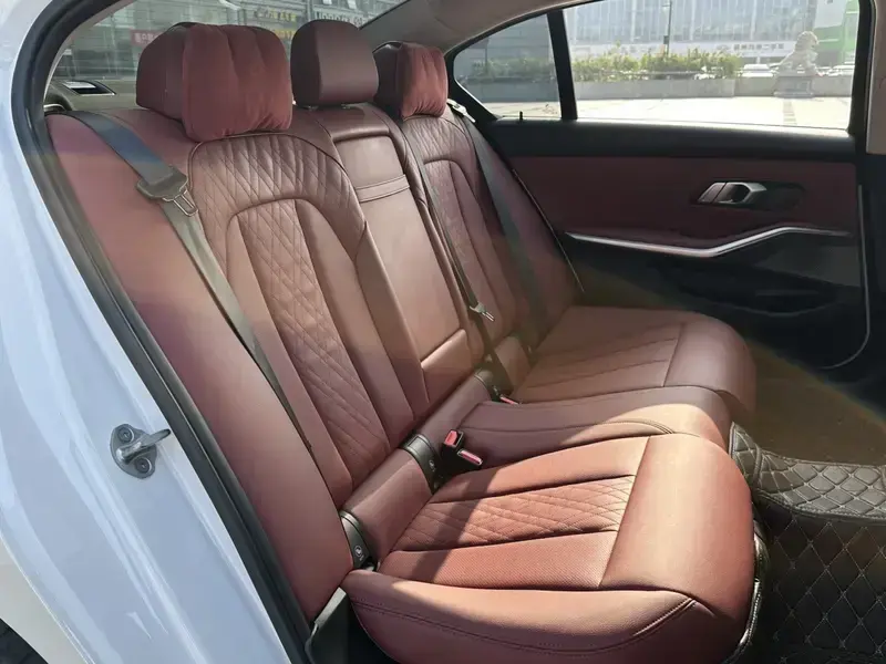 2022 BMW i3 с пробегом 56 000 км