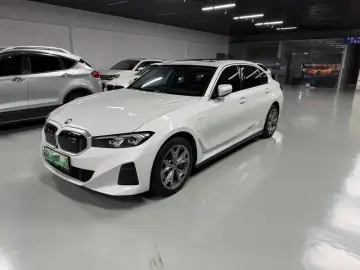 2022 BMW i3 с пробегом 77 000 км