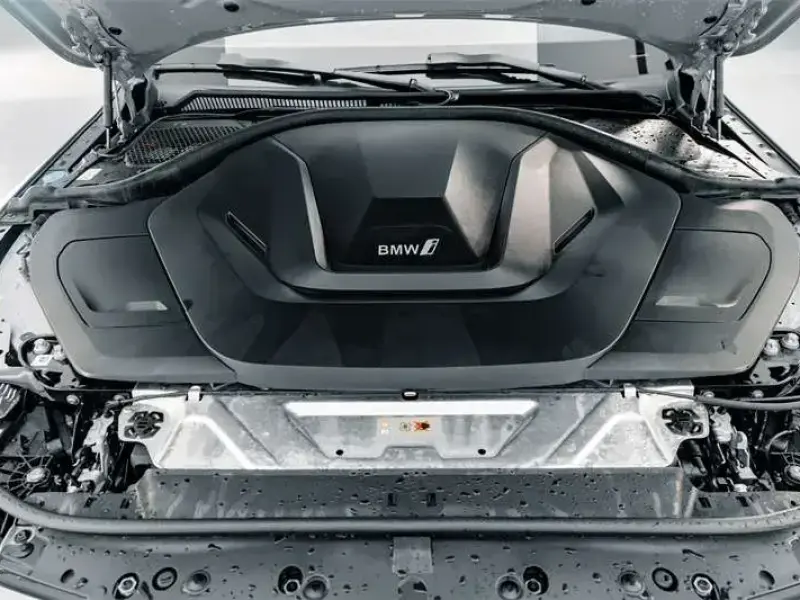 2023 BMW i4 с пробегом 26 500 км