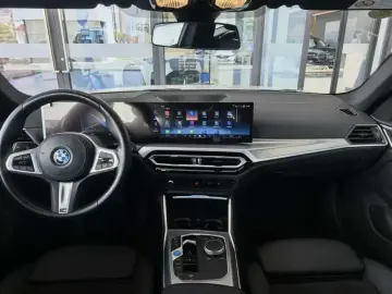 2023 BMW i4 с пробегом 21 000 км
