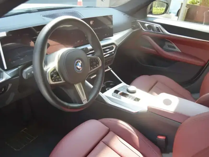 2023 BMW i4 с пробегом 100 км
