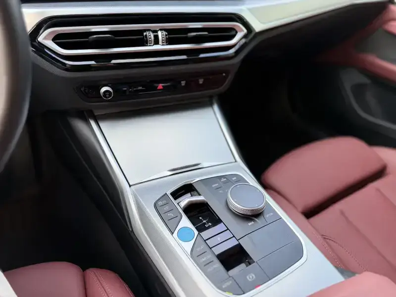 2023 BMW i4 с пробегом 30 000 км