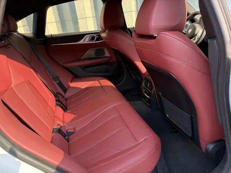 2023 BMW i4 с пробегом 3 500 км