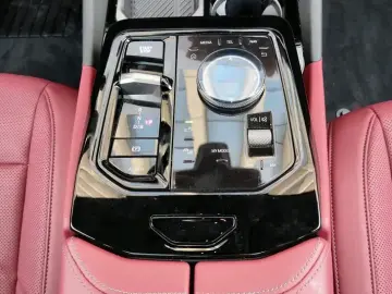 2024 BMW i5 с пробегом 7 300 км