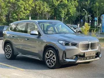 2023 BMW iX1 с пробегом 42 000 км