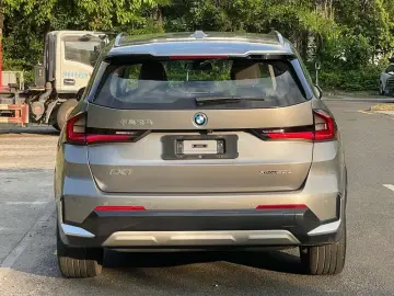 2023 BMW iX1 с пробегом 42 000 км