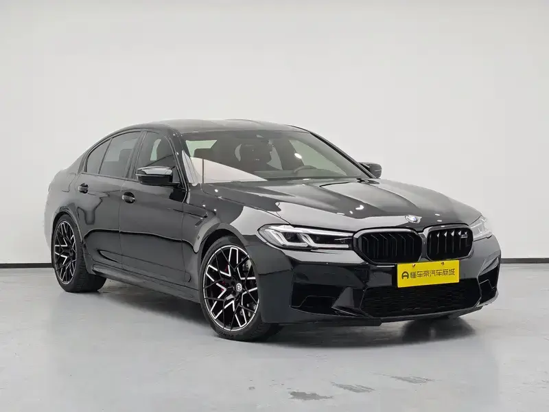 2021 BMW M5 с пробегом 28 300 км