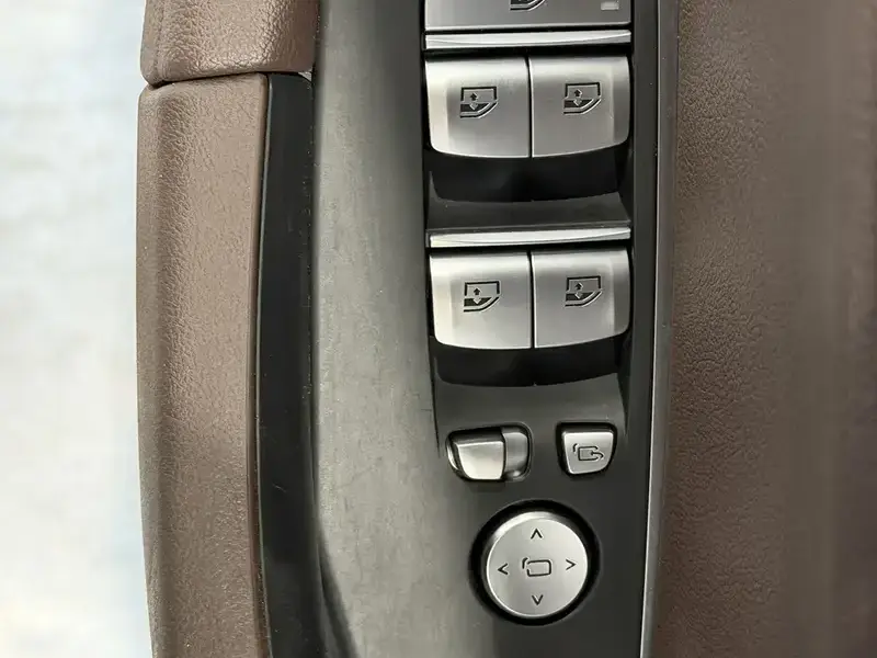 2021 BMW iX3 с пробегом 115 000 км