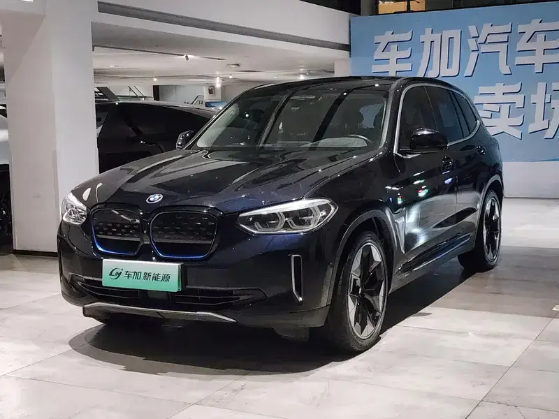 2021 BMW iX3 с пробегом 142 500 км