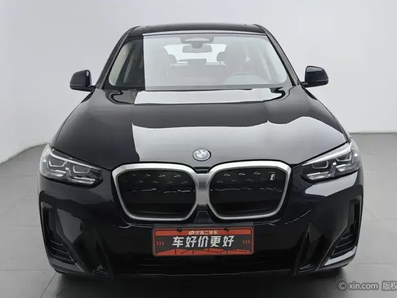 2023 BMW iX3 с пробегом 51 400 км