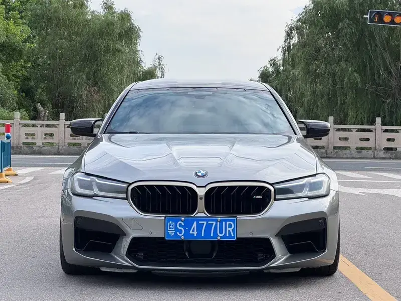 2021 BMW M5 с пробегом 80 000 км