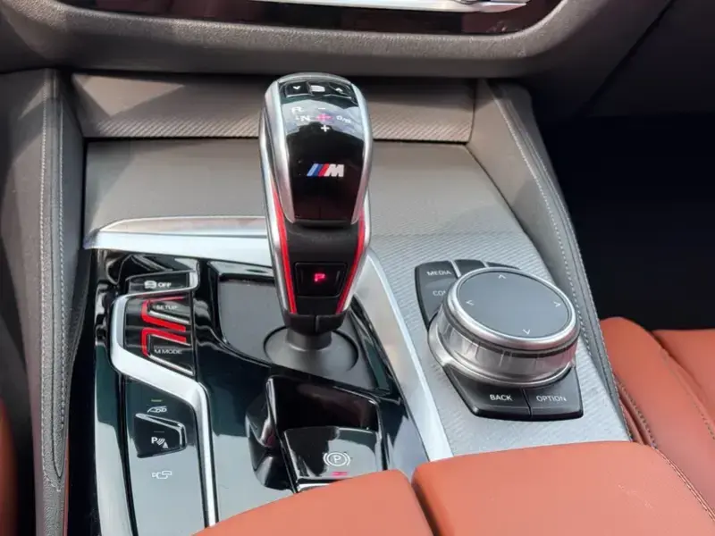 2021 BMW M5 с пробегом 80 000 км