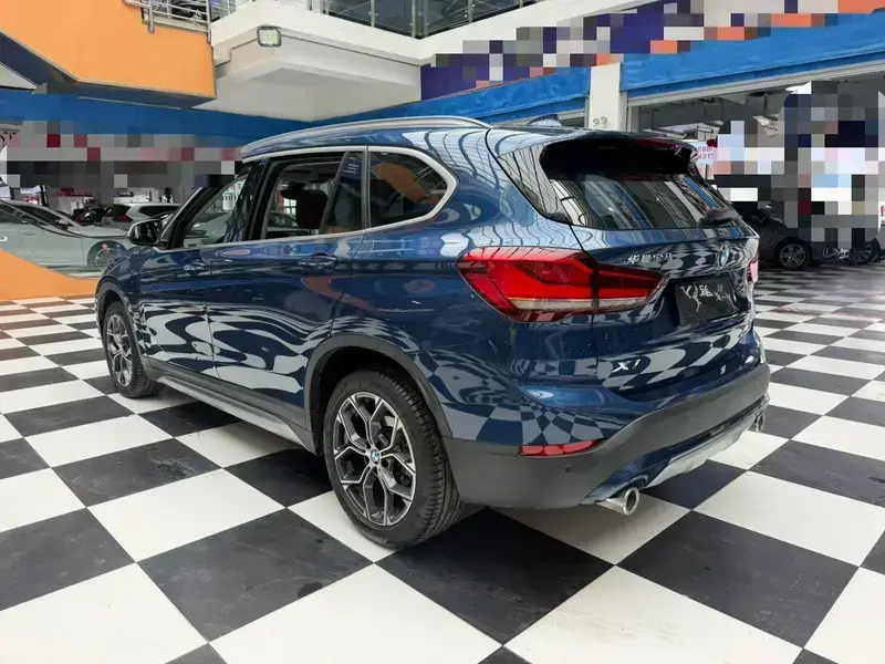 2022 BMW X1 с пробегом 22 000 км