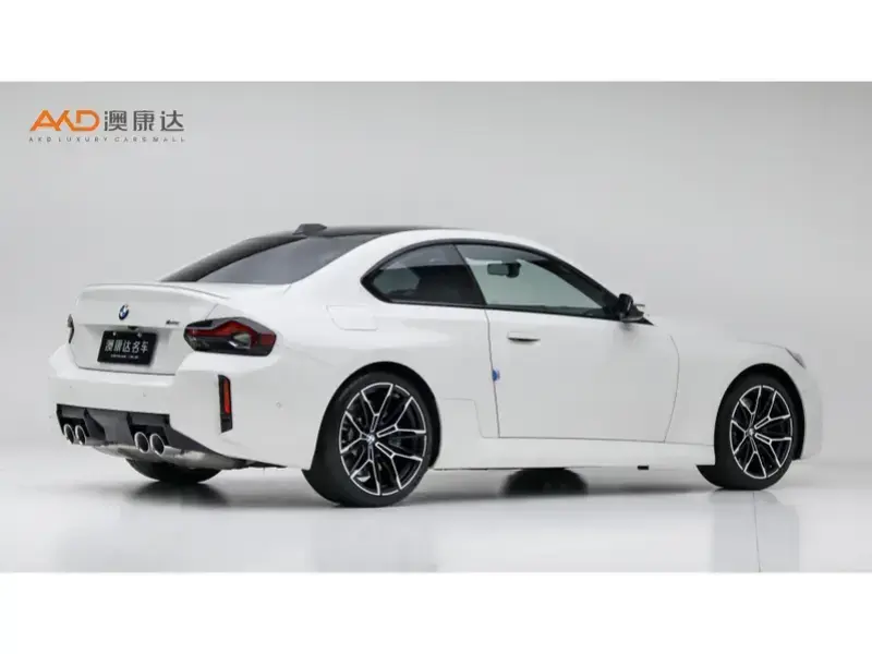 2023 BMW M2 с пробегом 11 000 км