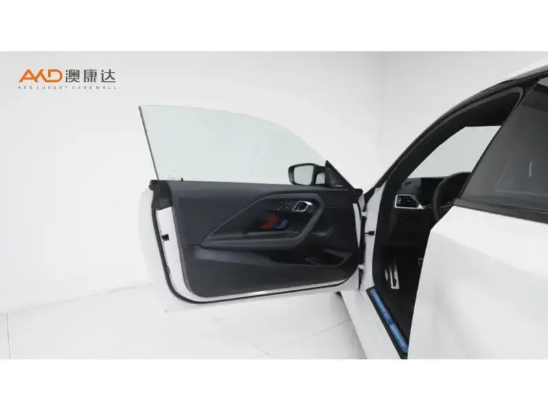 2023 BMW M2 с пробегом 11 000 км