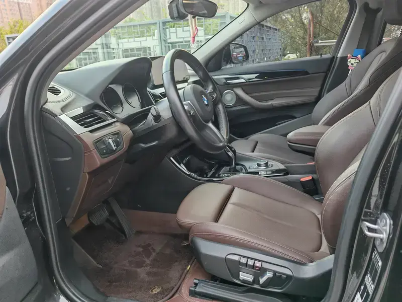 2022 BMW X2 с пробегом 40 000 км