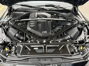 2023 BMW M4 с пробегом 23 000 км
