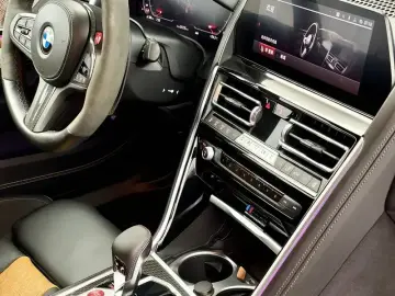 2020 BMW M8 с пробегом 51 000 км
