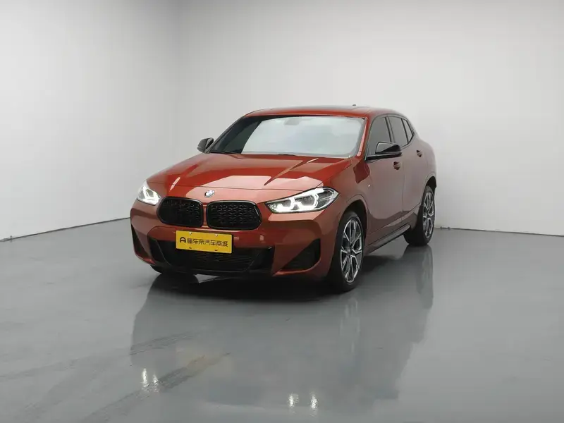 2022 BMW X2 с пробегом 35 600 км
