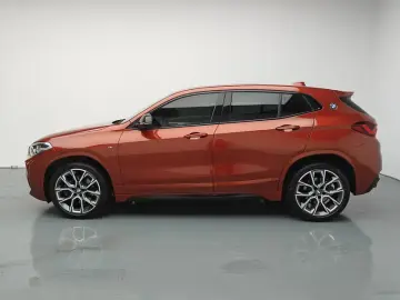 2022 BMW X2 с пробегом 35 600 км