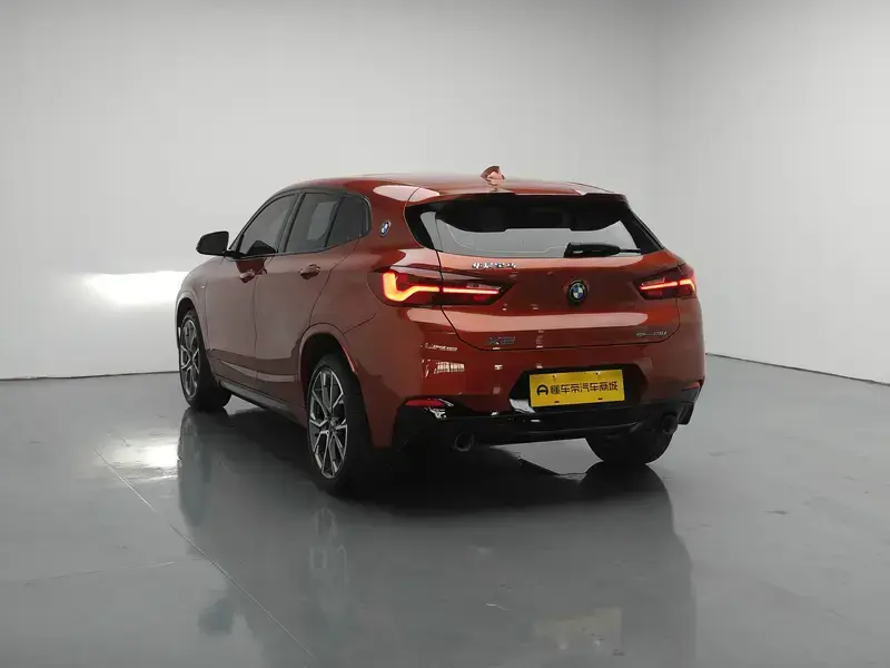 2022 BMW X2 с пробегом 35 600 км
