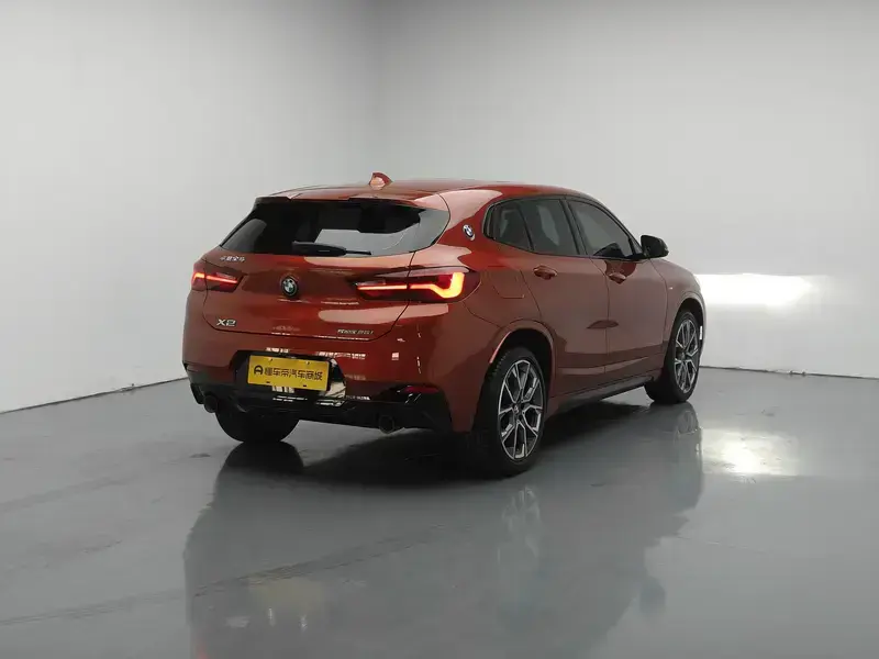 2022 BMW X2 с пробегом 35 600 км