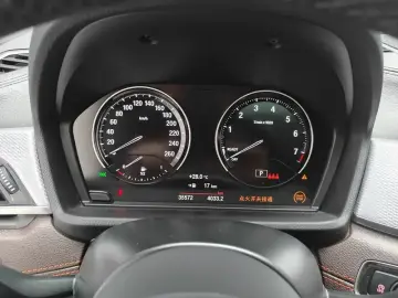 2022 BMW X2 с пробегом 35 600 км