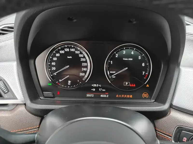 2022 BMW X2 с пробегом 35 600 км