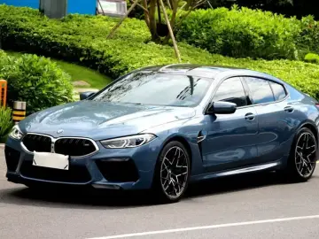BMW M8