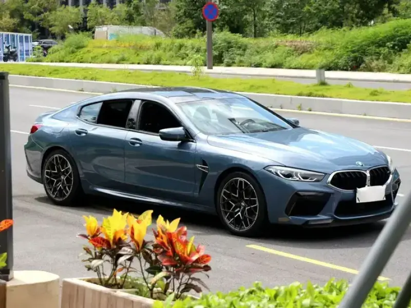 2020 BMW M8 с пробегом 22 000 км