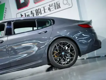 2020 BMW M8 с пробегом 33 600 км