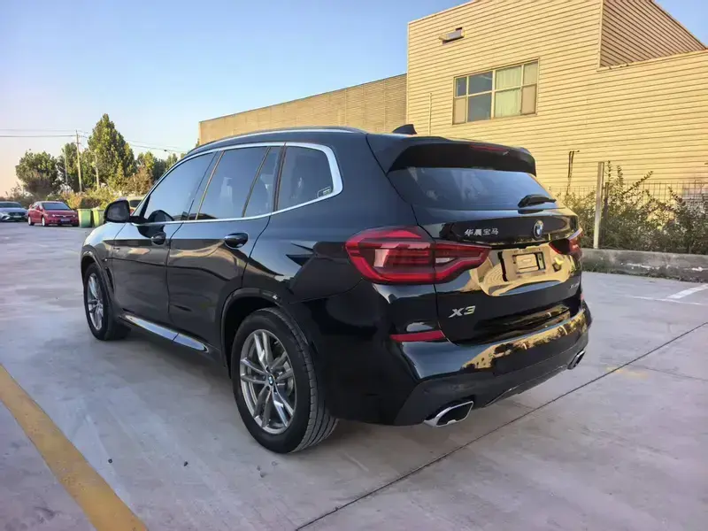 2021 BMW X3 с пробегом 82 000 км