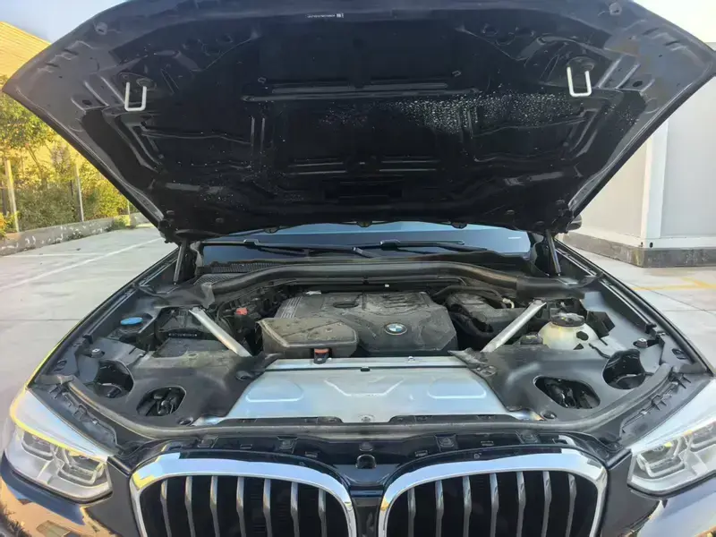 2021 BMW X3 с пробегом 82 000 км