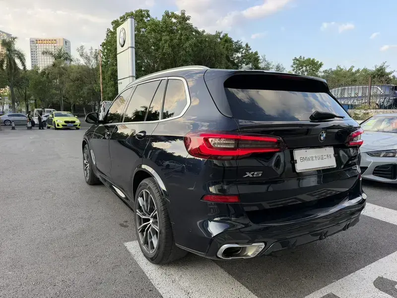 2022 BMW X5 с пробегом 46 000 км