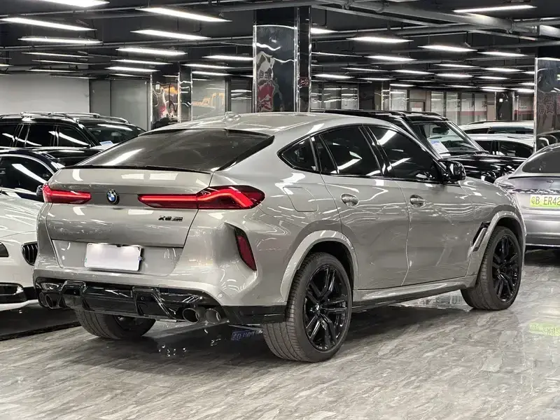 2021 BMW X6 M с пробегом 49 000 км