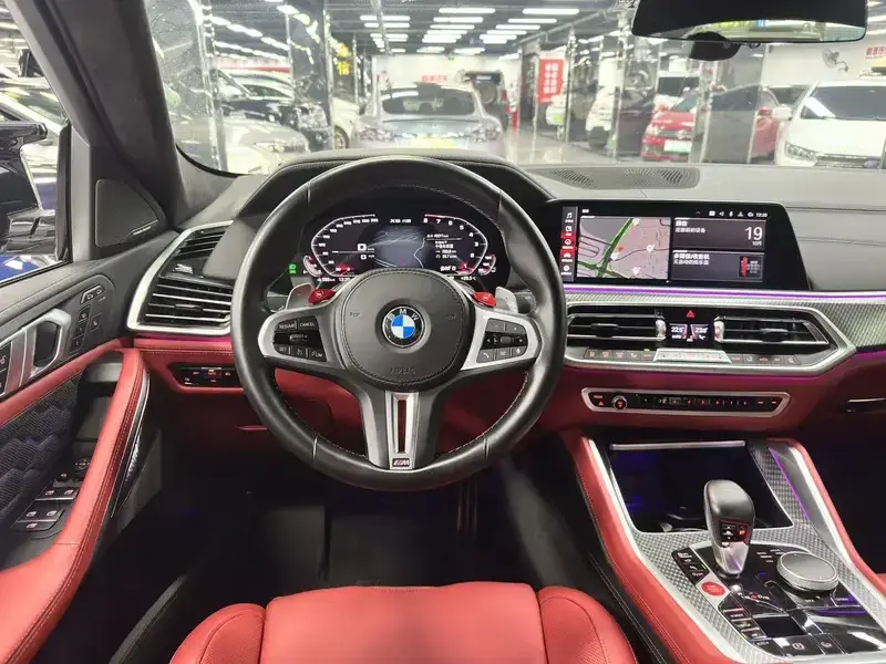 2021 BMW X6 M с пробегом 49 000 км