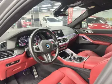 2021 BMW X6 M с пробегом 49 000 км
